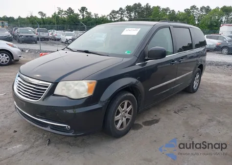 2012 Chrysler Town & Country Touring z USA, uszkodzony, nr VIN 2C4RC1BG4CR348635